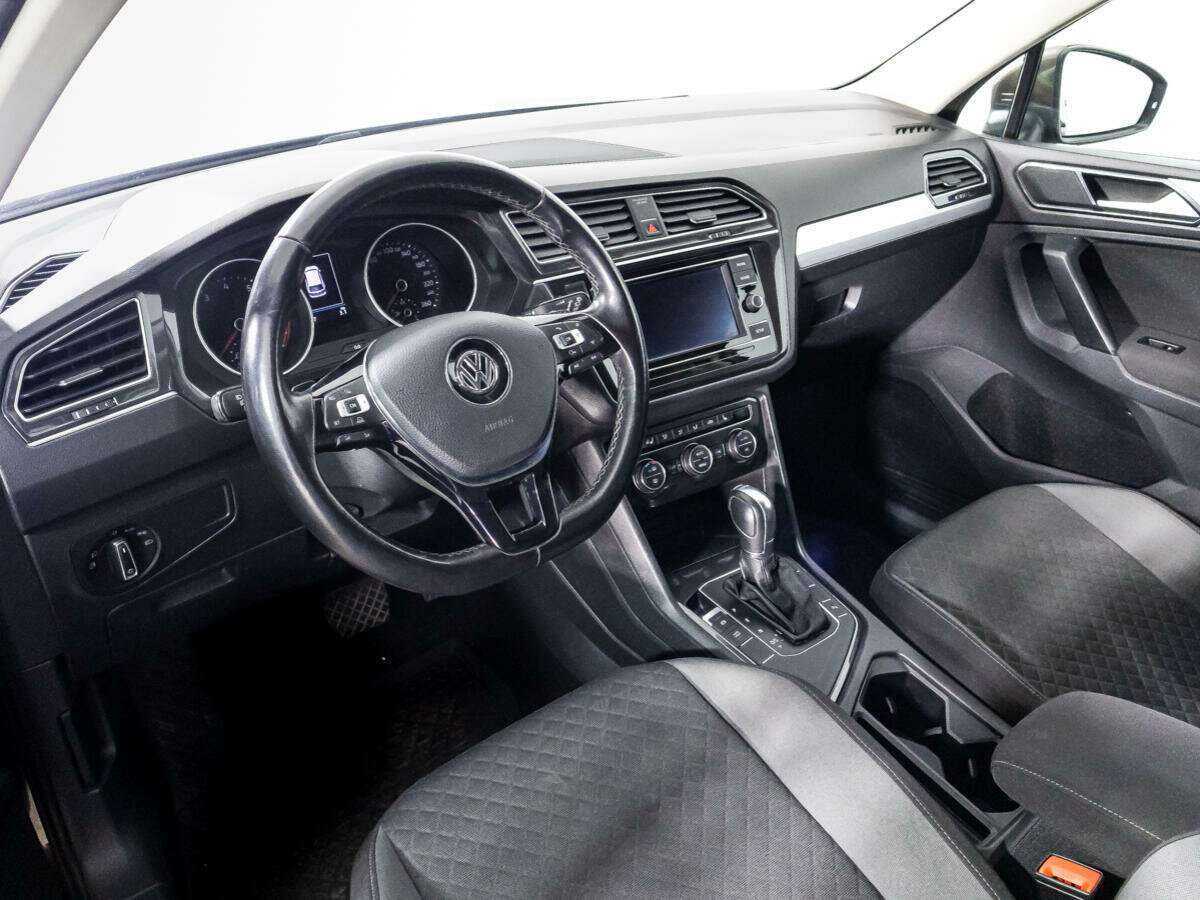 Volkswagen Tiguan с пробегом — 2017 год. Фото: #10