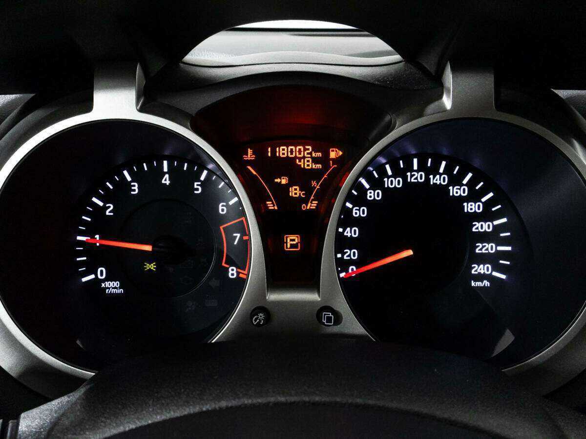 Nissan Juke с пробегом — 2014 год. Фото: #11