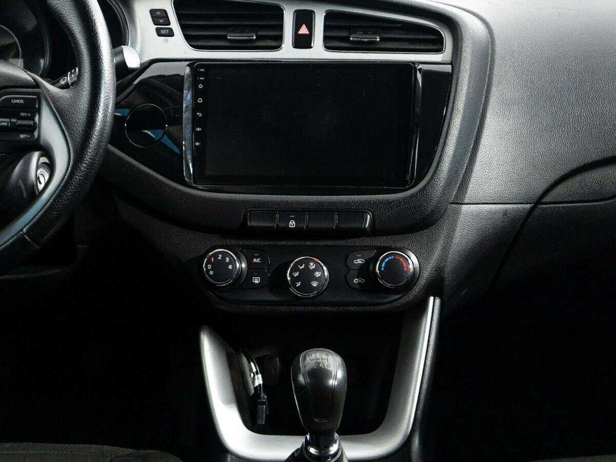 Kia Ceed с пробегом — 2012 год. Фото: #13