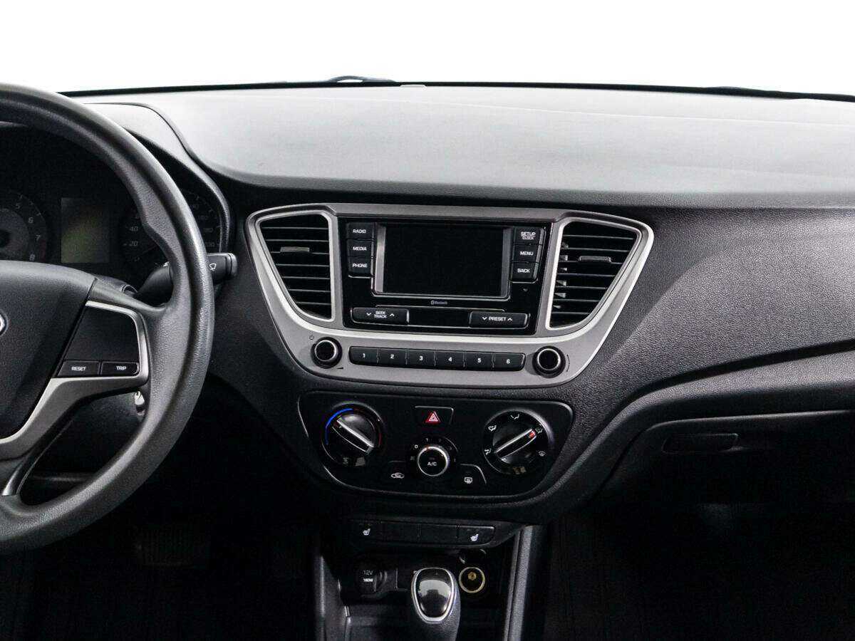 Hyundai Solaris с пробегом — 2020 год. Фото: #13