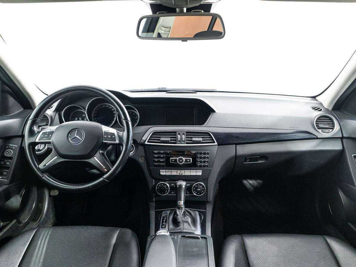 Mercedes-Benz C-Класс с пробегом — 2012 год. Фото: #12