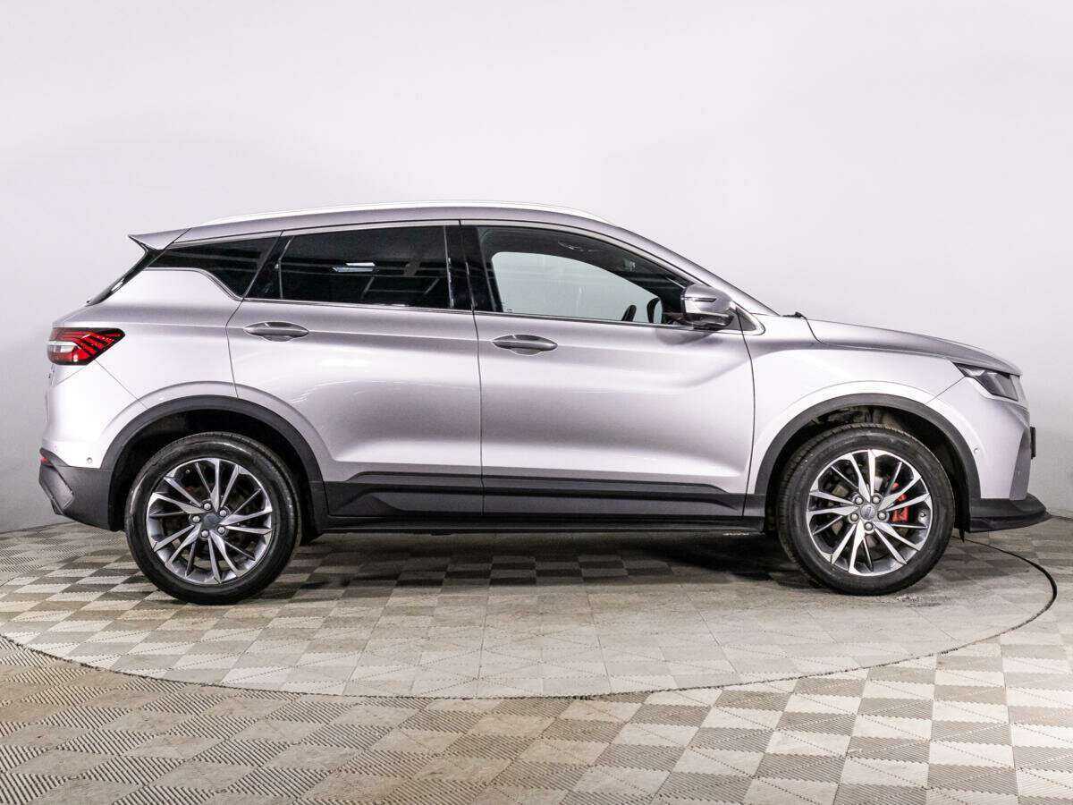 Geely Coolray с пробегом — 2023 год. Фото: #3