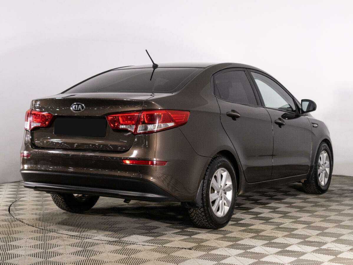 Kia Rio с пробегом — 2016 год. Фото: #4