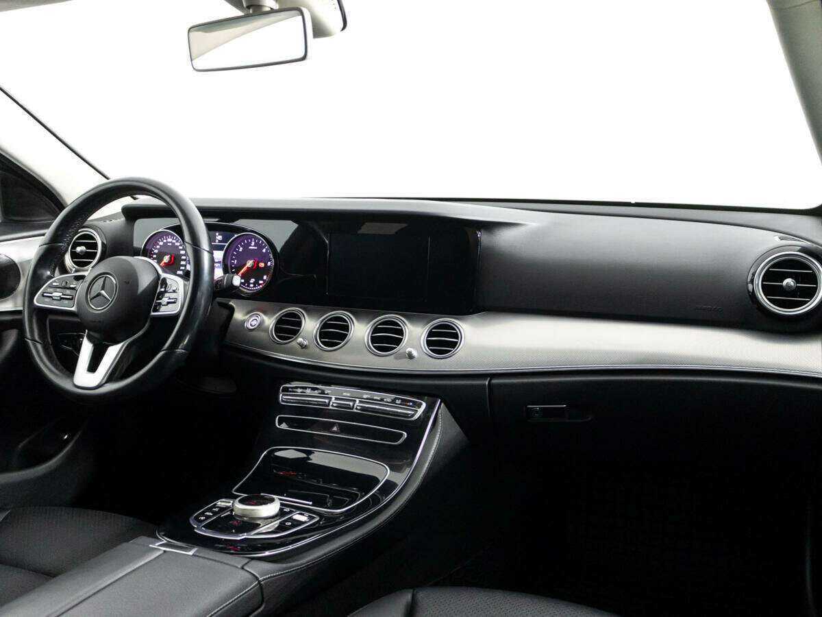 Mercedes-Benz E-Класс с пробегом — 2019 год. Фото: #8