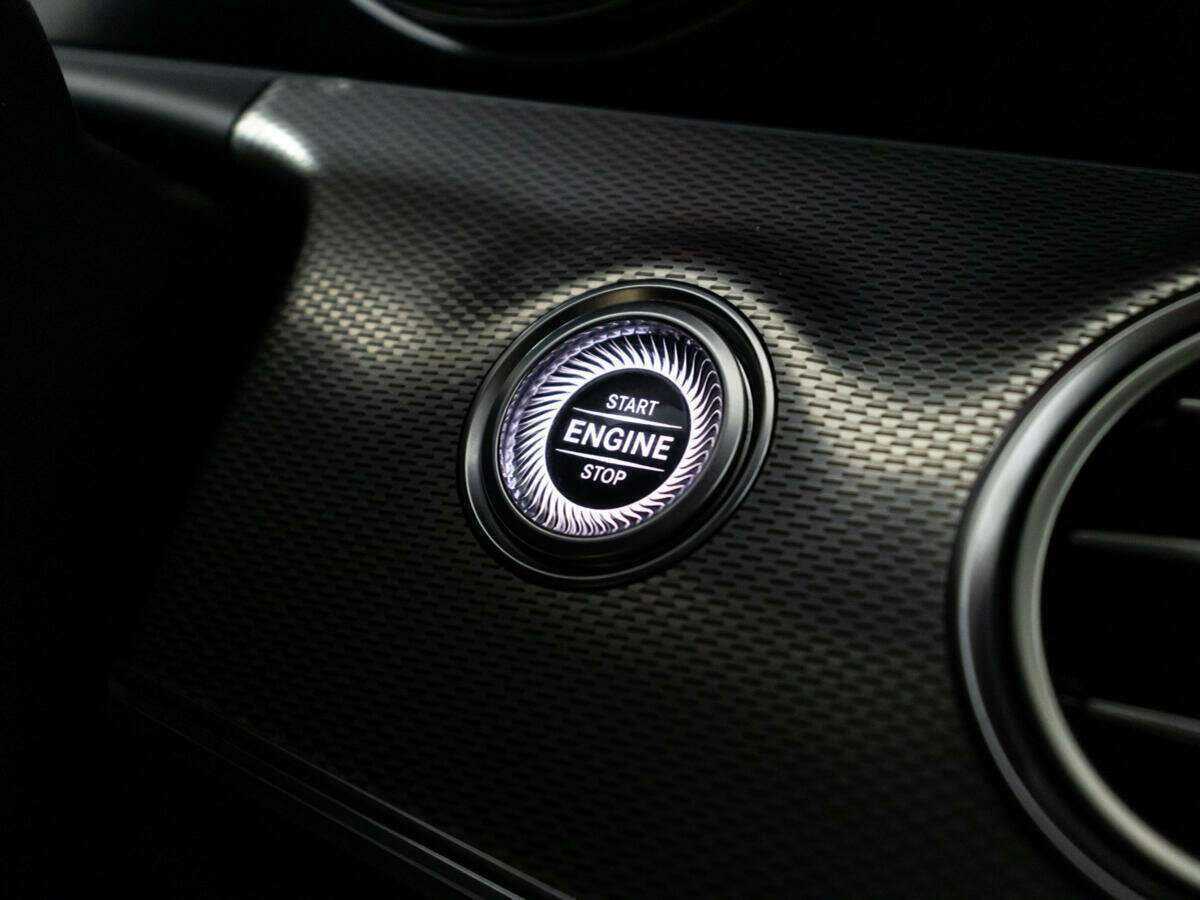 Mercedes-Benz E-Класс с пробегом — 2019 год. Фото: #19