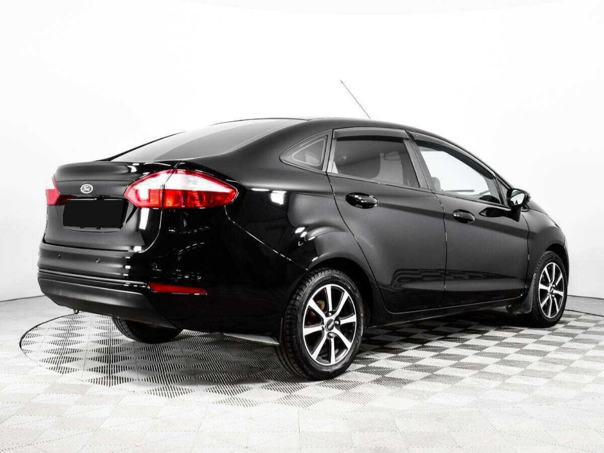 Ford Fiesta с пробегом — 2016 год. Фото: #3