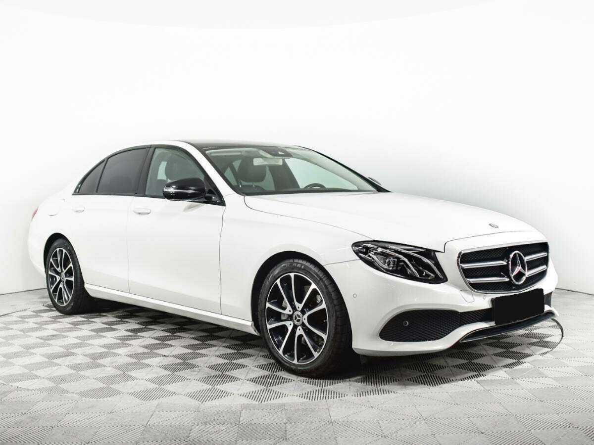 Mercedes-Benz E-Класс с пробегом — 2016 год. Фото: #2