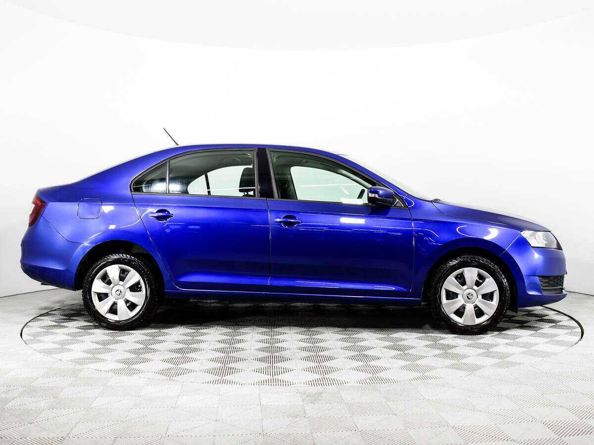 Skoda Rapid с пробегом — 2018 год. Фото: #3