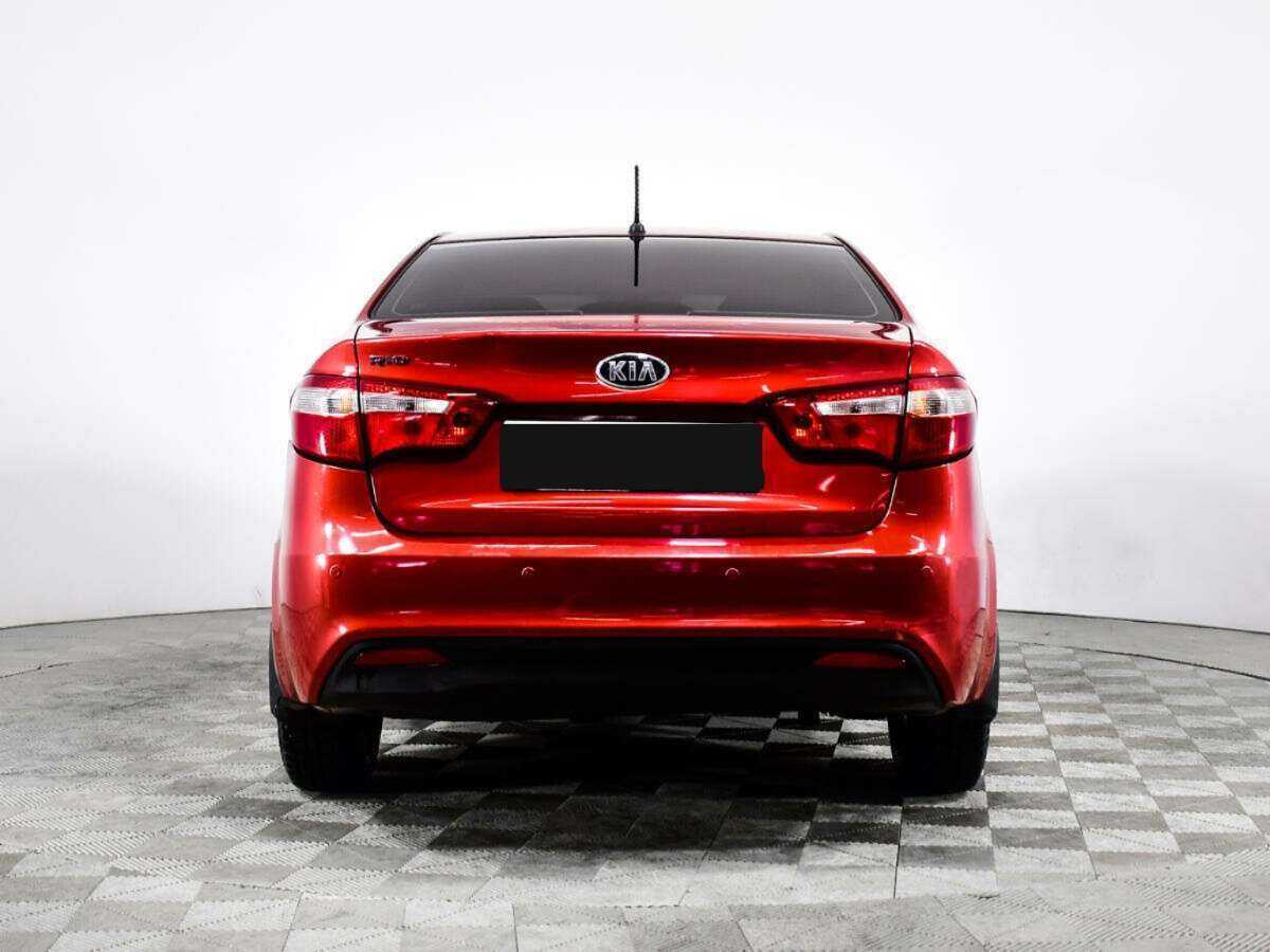 Kia Rio с пробегом — 2013 год. Фото: #4