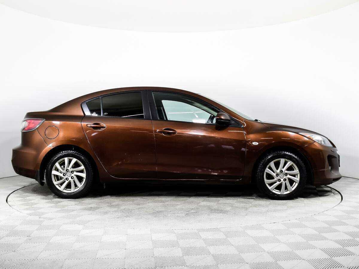 Mazda 3 с пробегом — 2012 год. Фото: #3