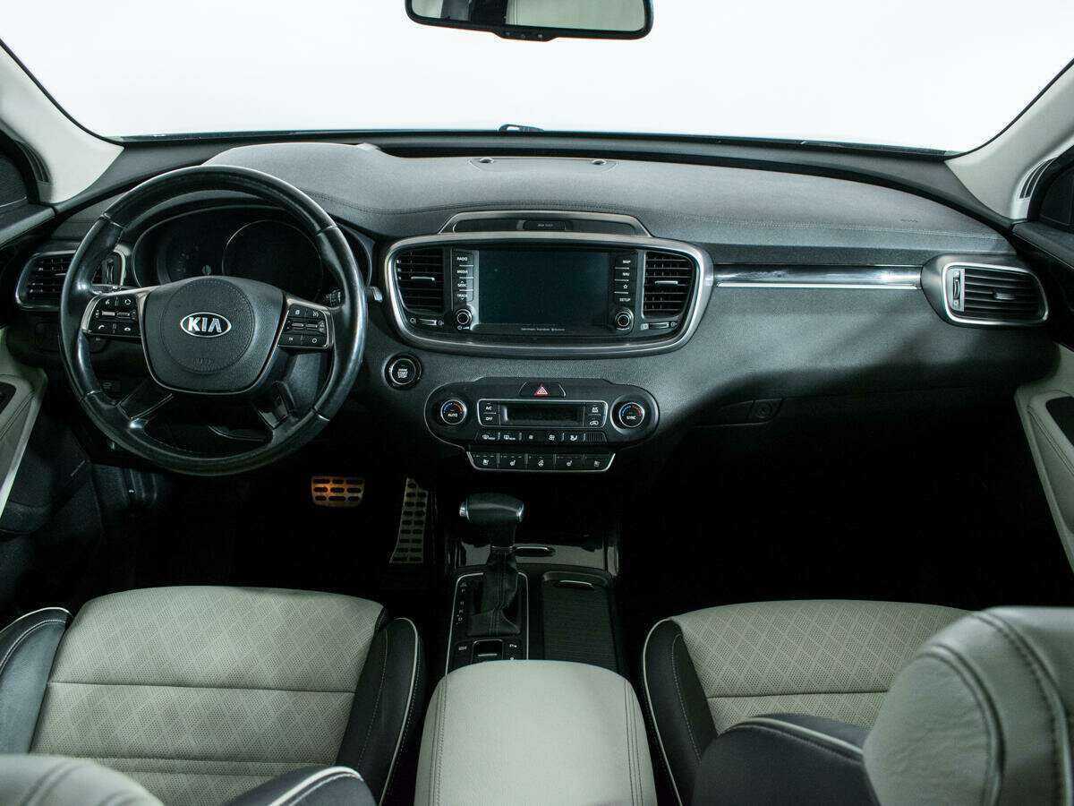 Kia Sorento с пробегом — 2018 год. Фото: #11