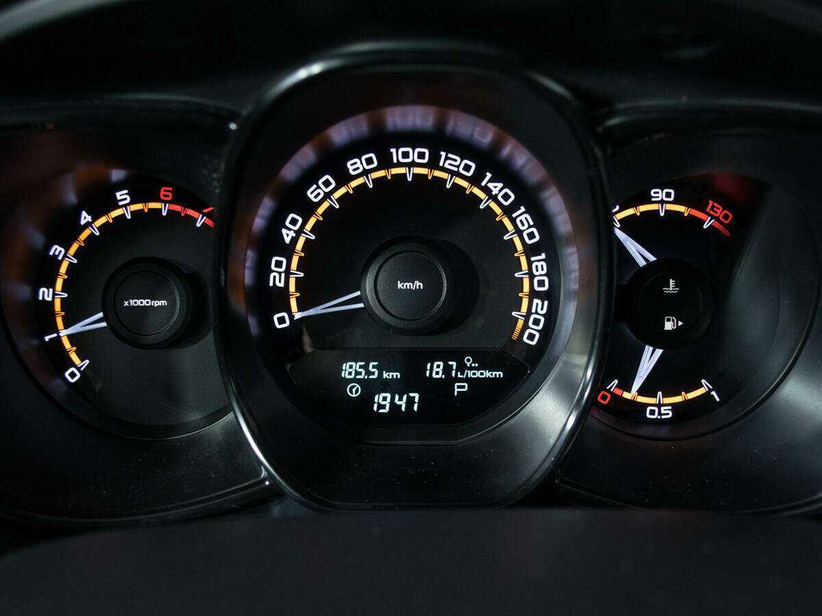 Lada (ВАЗ) Vesta с пробегом — 2021 год. Фото: #10