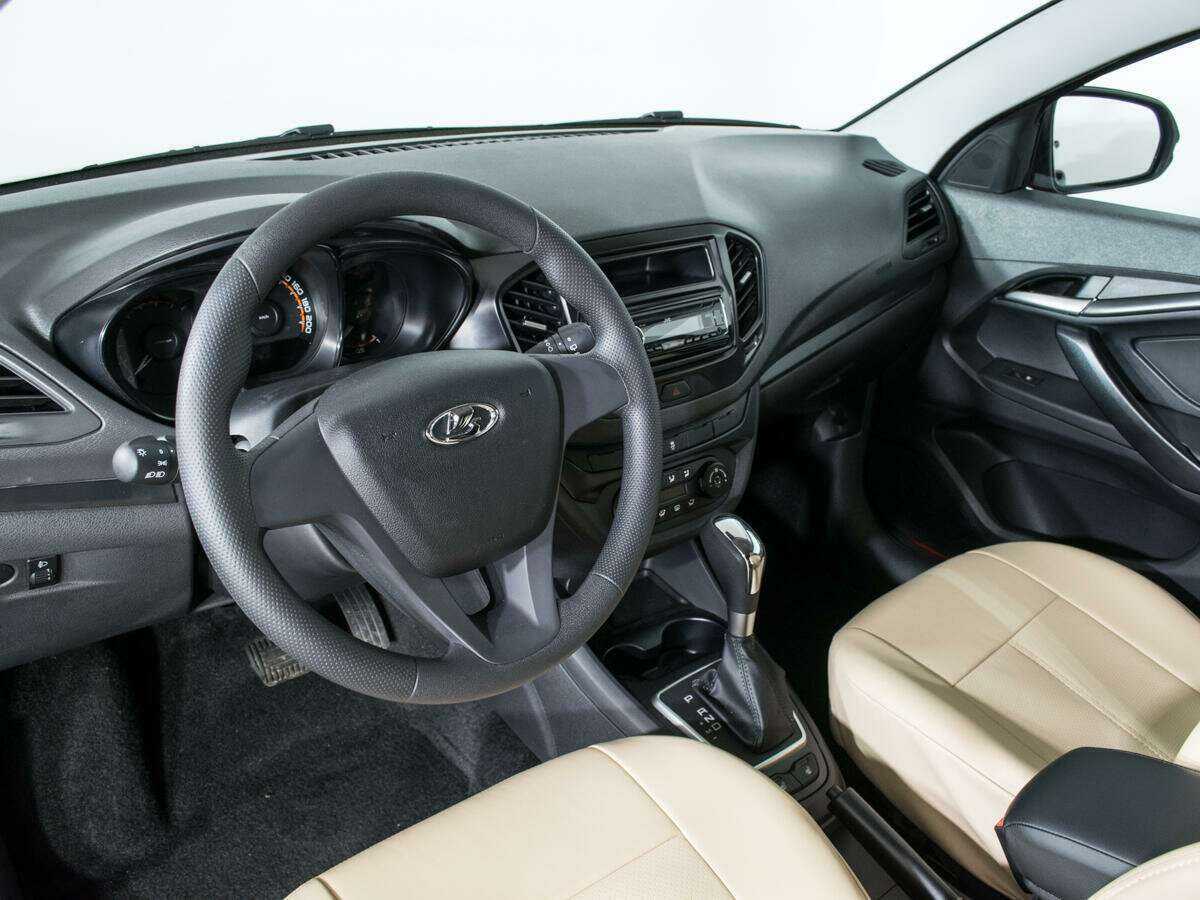 Lada (ВАЗ) Vesta с пробегом — 2021 год. Фото: #12