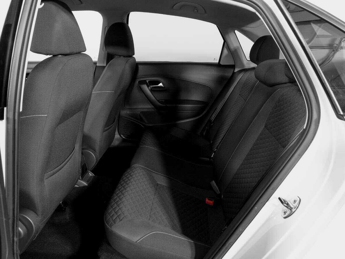 Volkswagen Polo с пробегом — 2020 год. Фото: #9