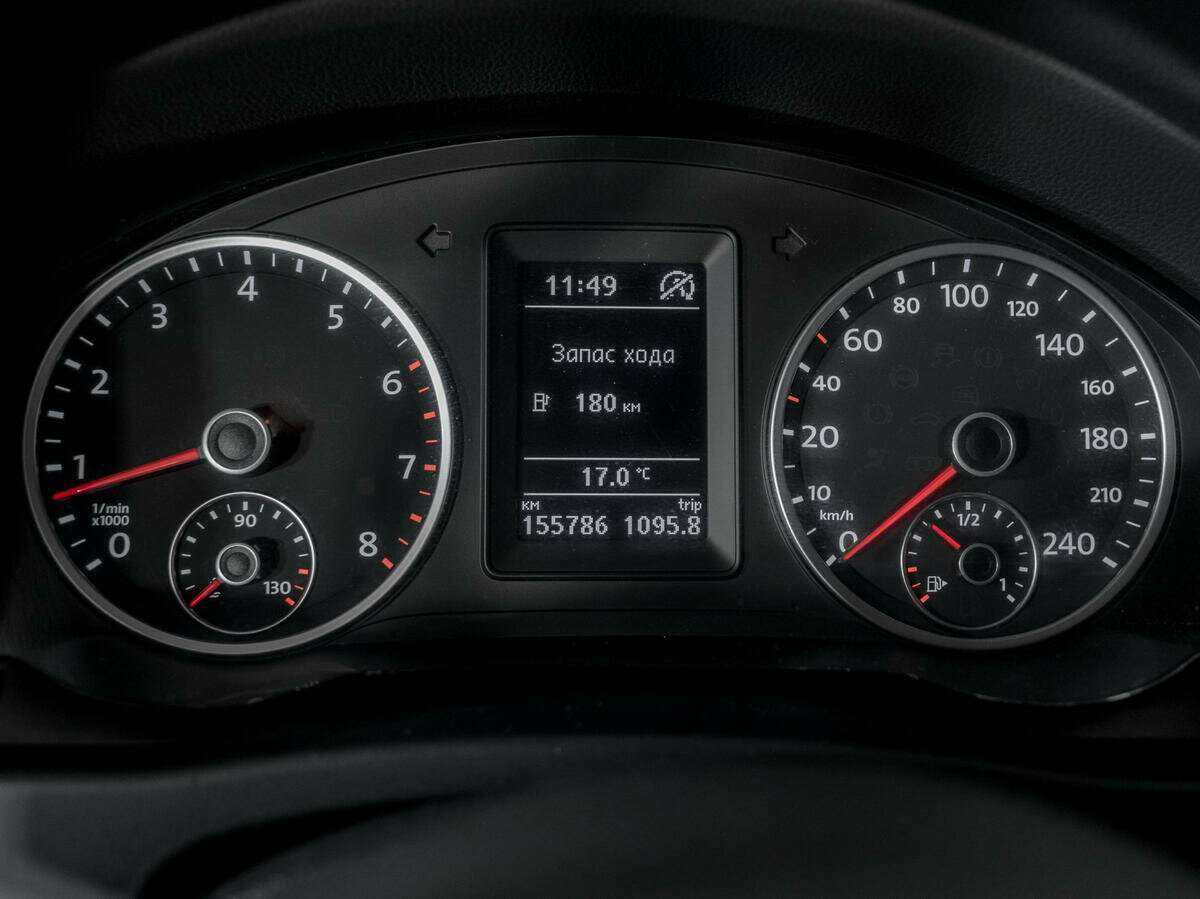 Volkswagen Tiguan с пробегом — 2012 год. Фото: #10