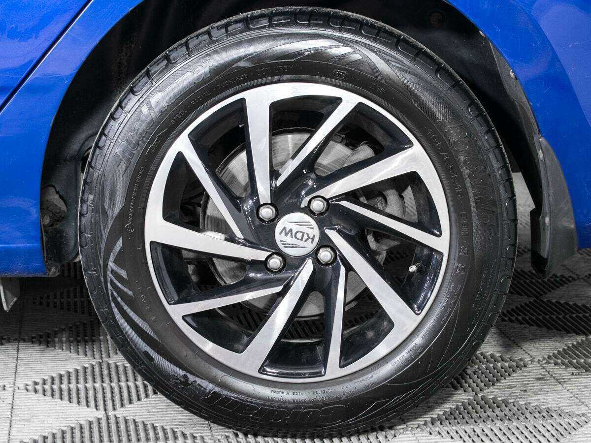 Hyundai Solaris с пробегом — 2012 год. Фото: #15