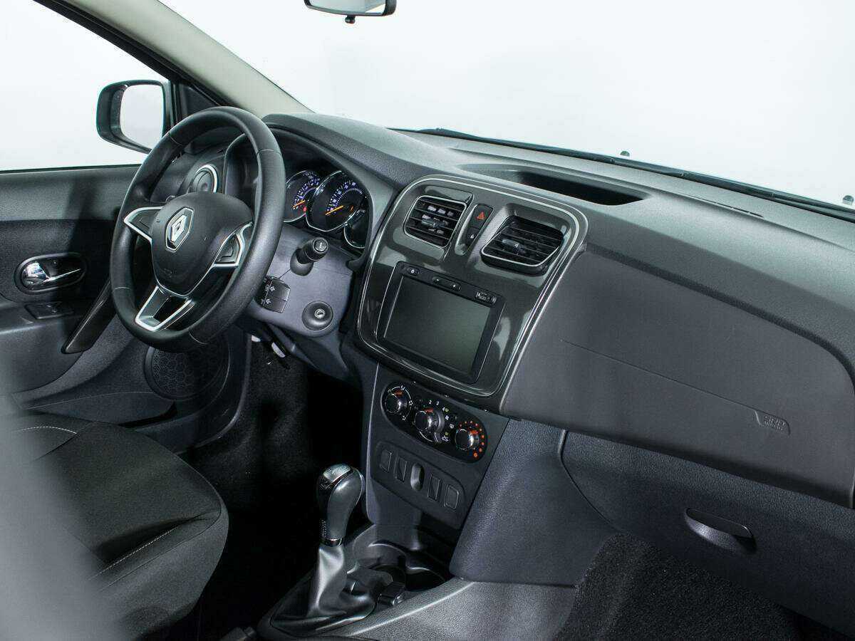 Renault Logan с пробегом — 2020 год. Фото: #8
