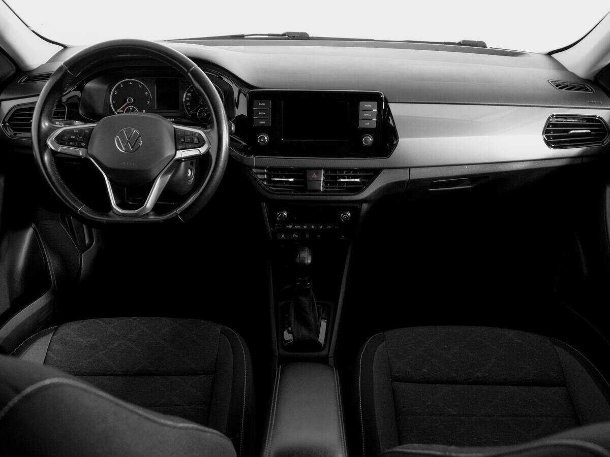 Volkswagen Polo с пробегом — 2020 год. Фото: #11