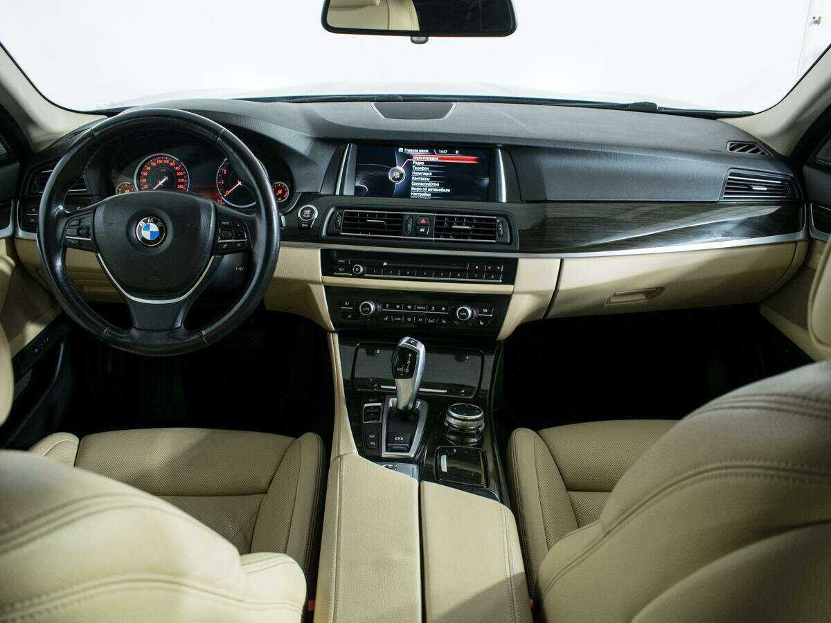 BMW 5 серии с пробегом — 2016 год. Фото: #11