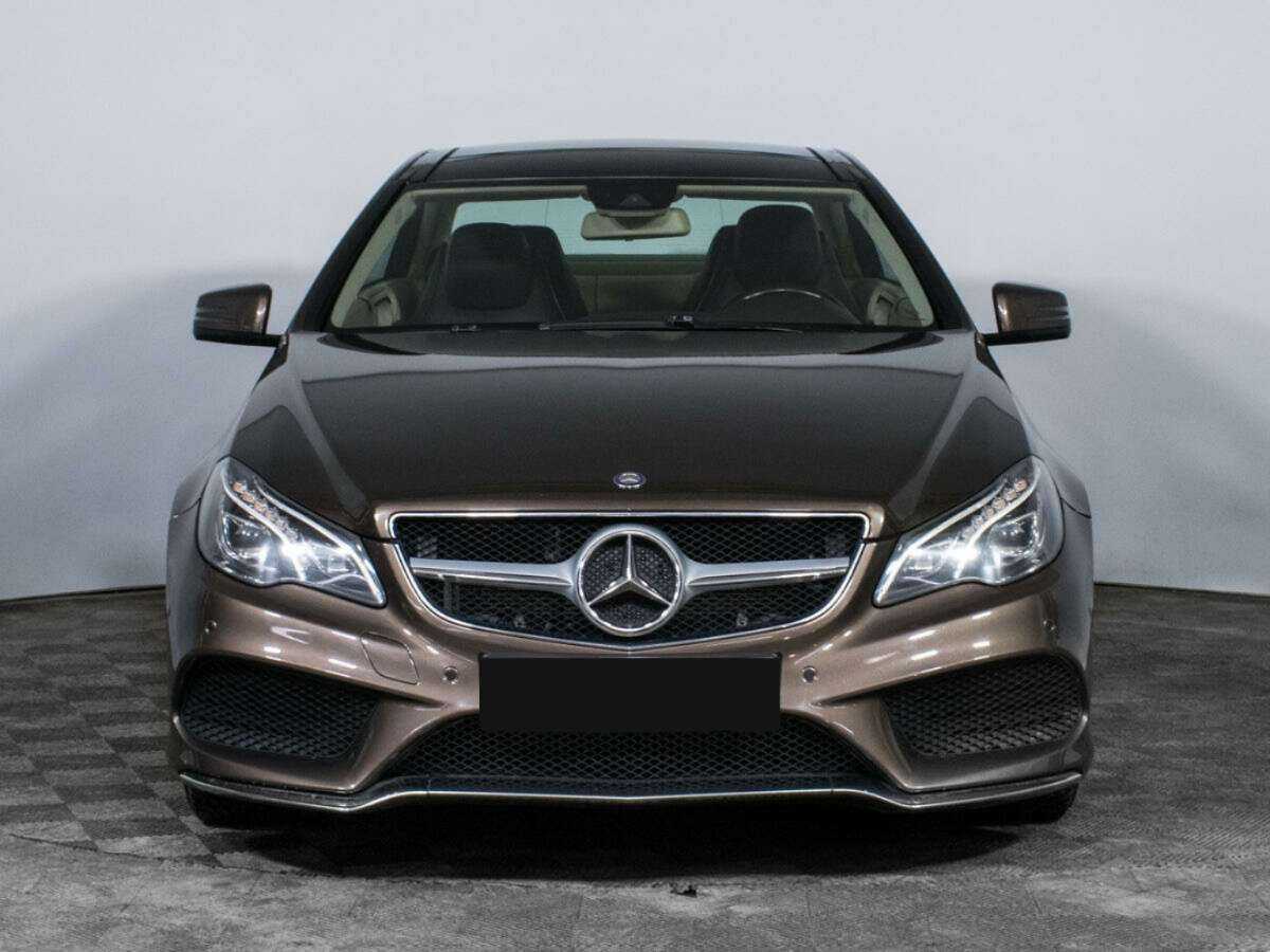 Mercedes-Benz E-Класс с пробегом — 2014 год. Фото: #1