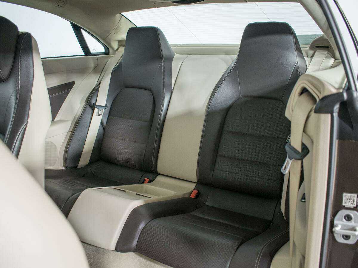 Mercedes-Benz E-Класс с пробегом — 2014 год. Фото: #9