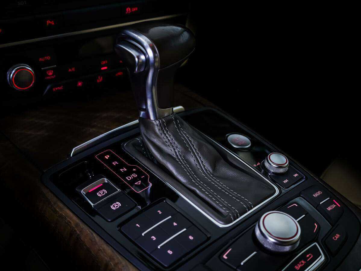 Audi A6 с пробегом — 2014 год. Фото: #14