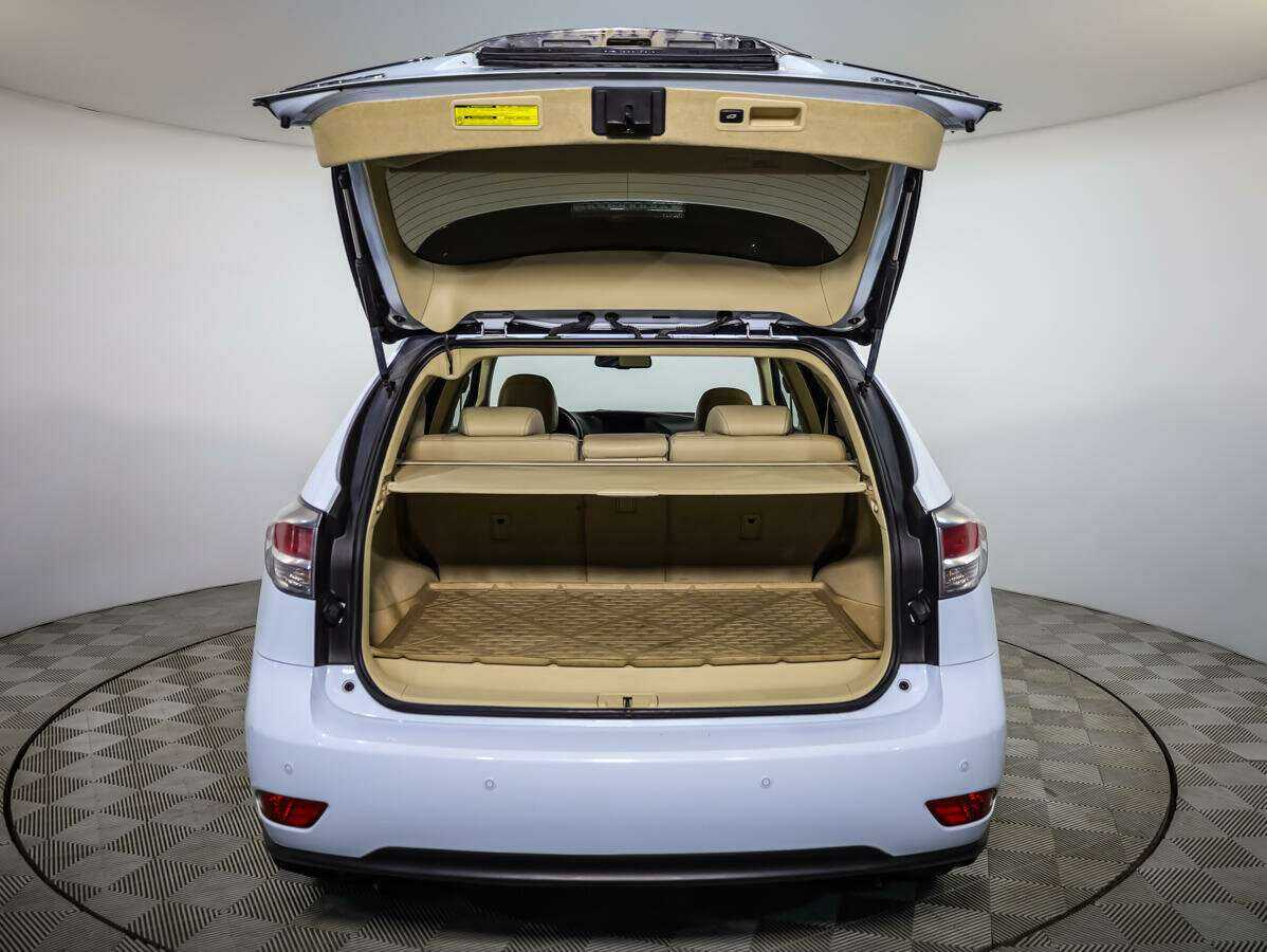 Lexus RX с пробегом — 2012 год. Фото: #18