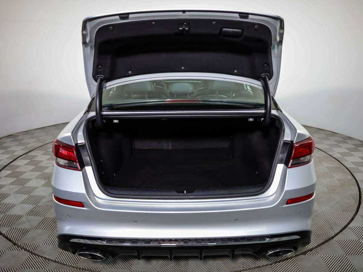 Kia Optima с пробегом — 2019 год. Фото: #19