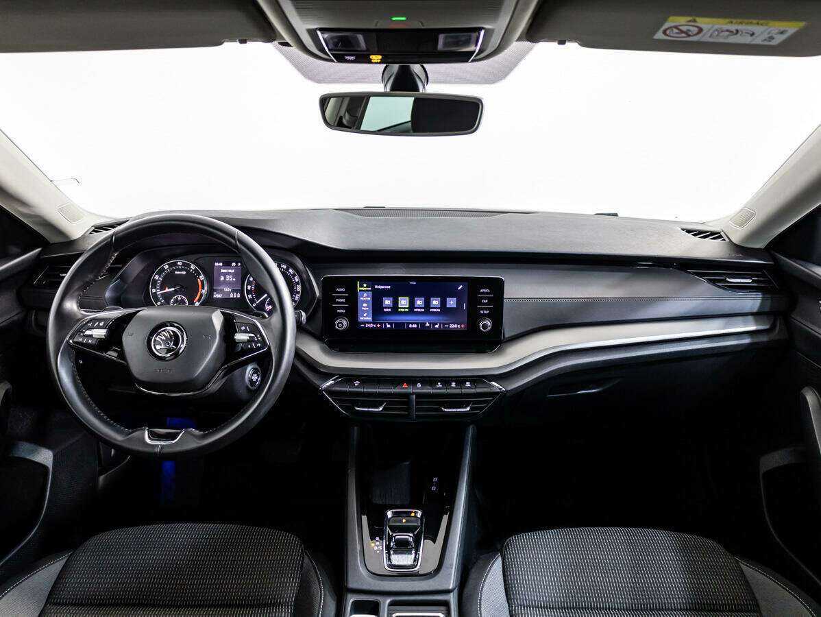 Skoda Octavia с пробегом — 2020 год. Фото: #8