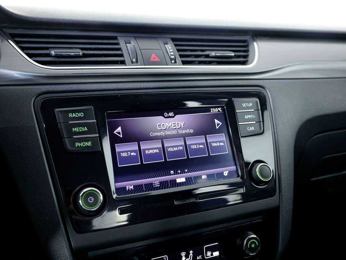 Skoda Rapid с пробегом — 2017 год. Фото: #12