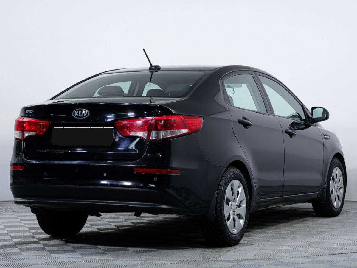 Kia Rio с пробегом — 2017 год. Фото: #4