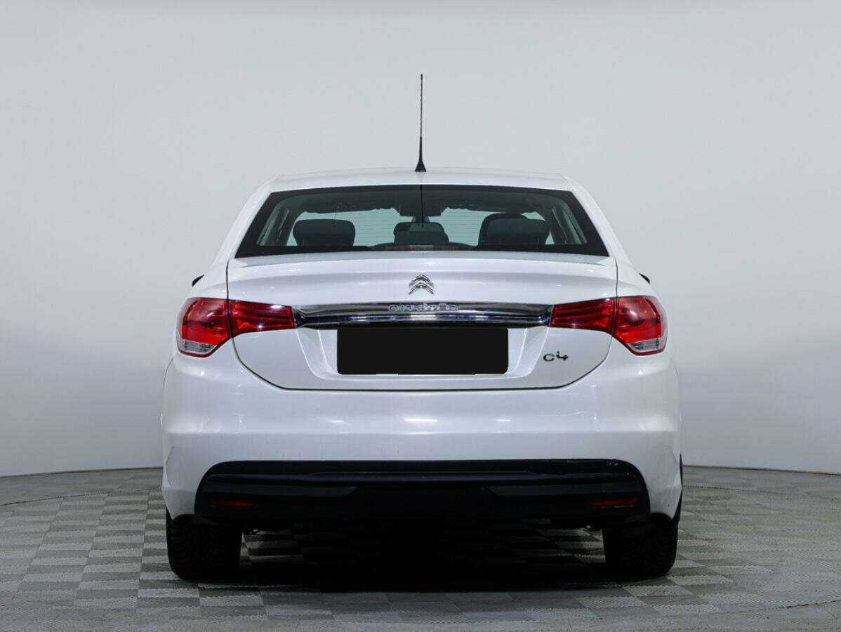 Citroen C4 с пробегом — 2013 год. Фото: #4