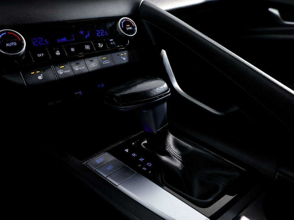 Hyundai Elantra с пробегом — 2021 год. Фото: #18