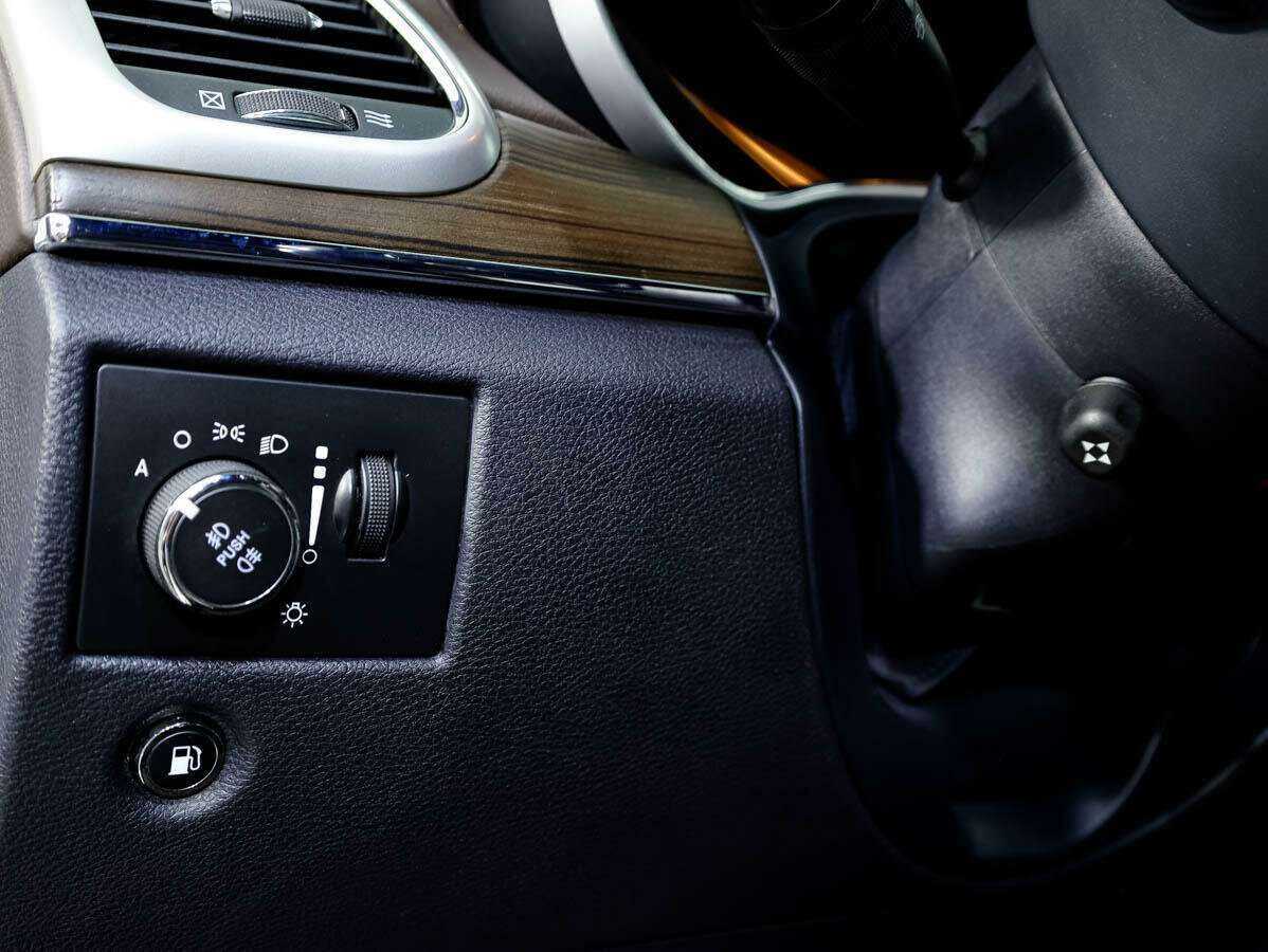 Jeep Grand Cherokee с пробегом — 2014 год. Фото: #21