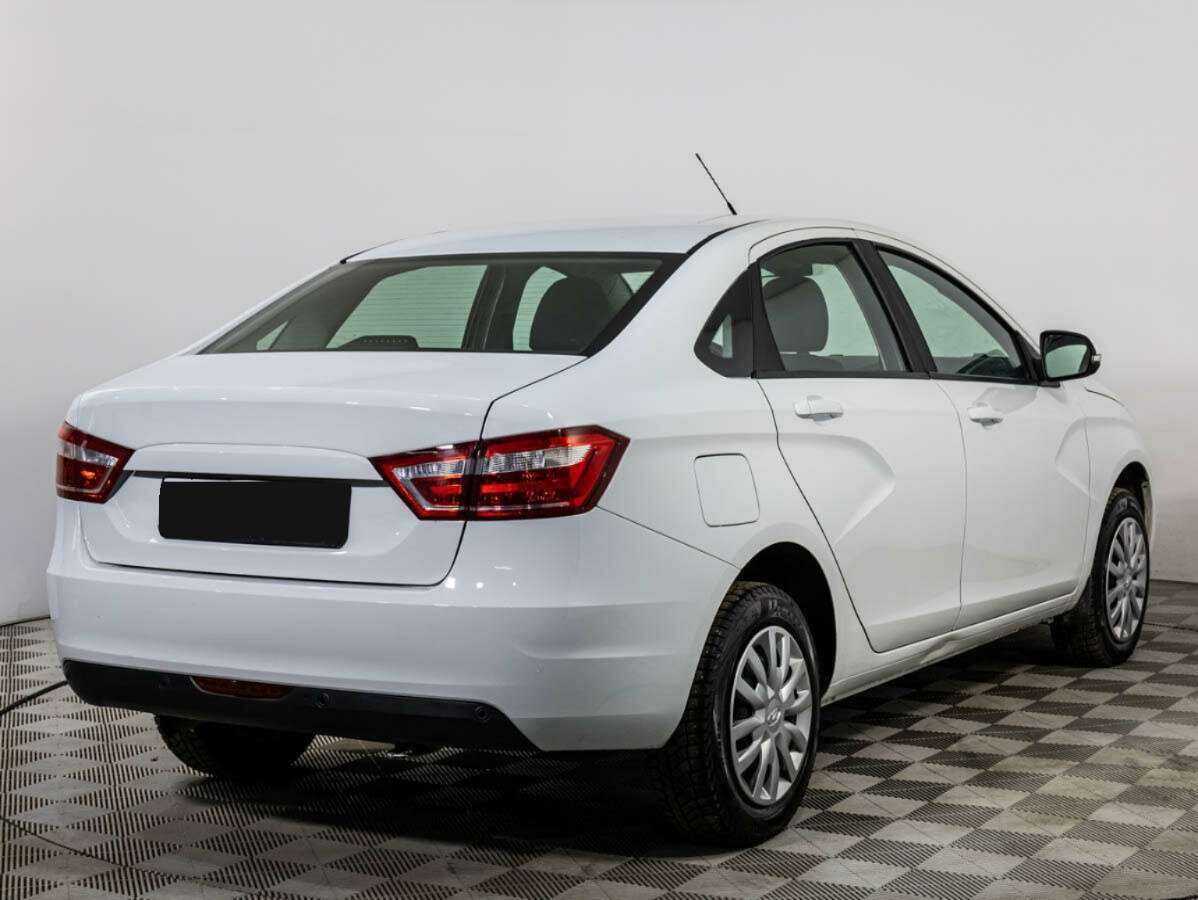 Lada (ВАЗ) Vesta с пробегом — 2022 год. Фото: #3