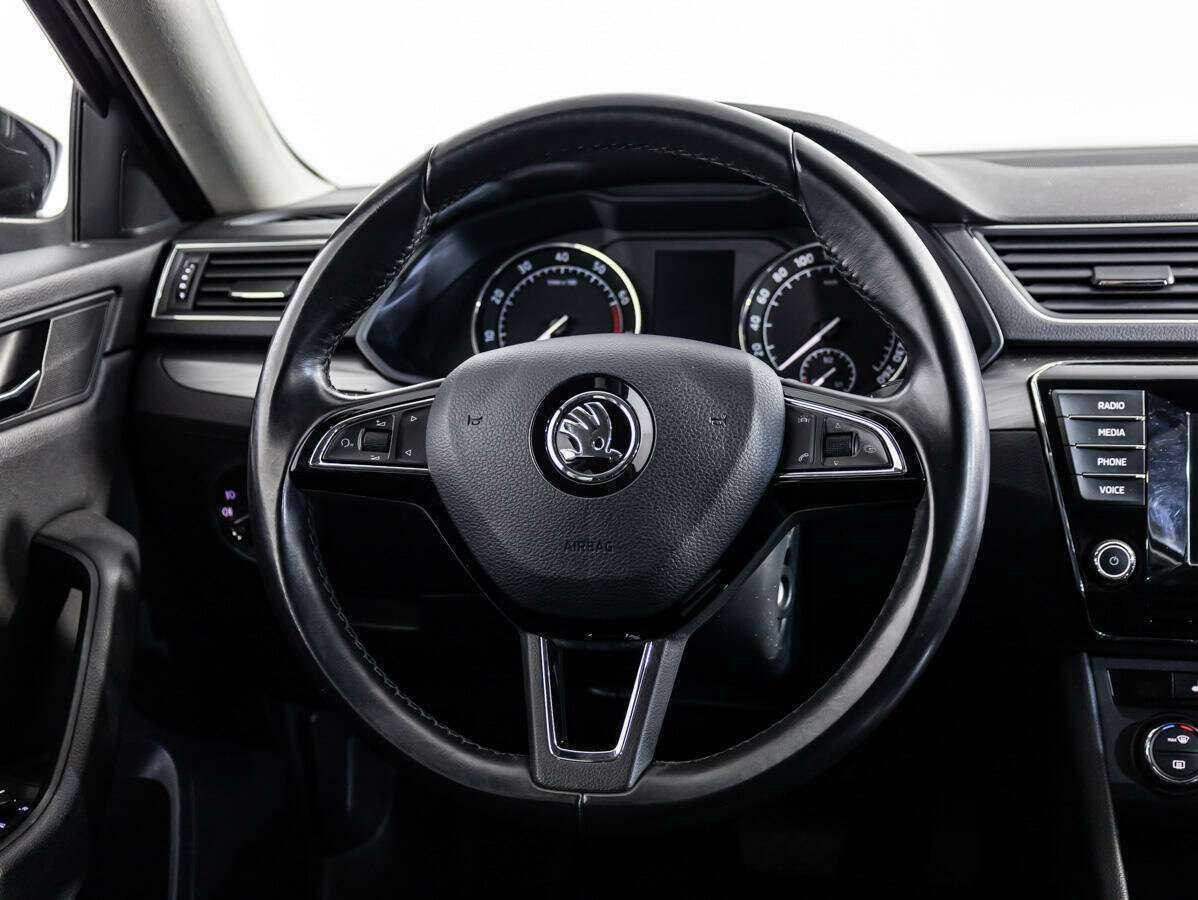 Skoda Superb с пробегом — 2016 год. Фото: #9