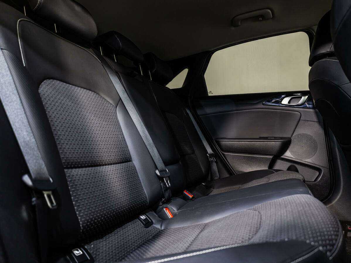 Kia Ceed с пробегом — 2019 год. Фото: #11