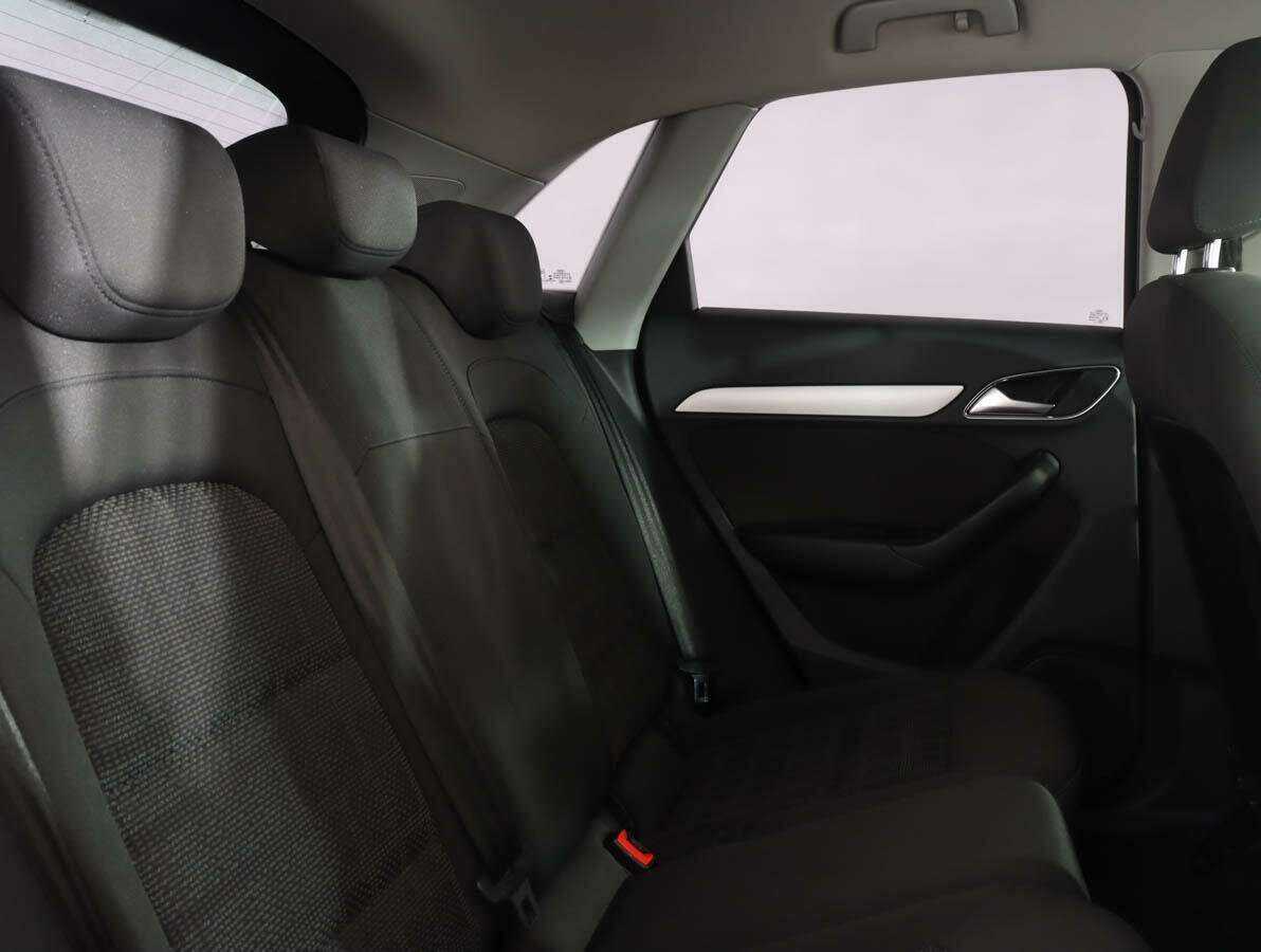 Audi Q3 с пробегом — 2016 год. Фото: #8
