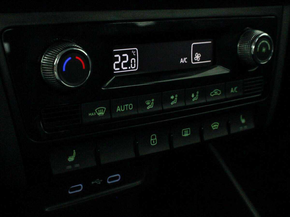 Skoda Rapid с пробегом — 2020 год. Фото: #14