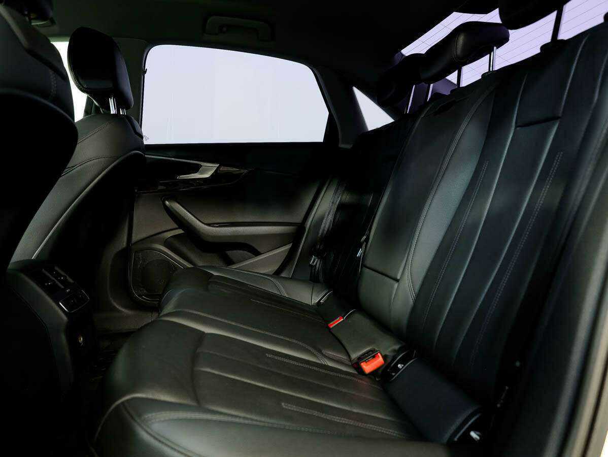 Audi A4 с пробегом — 2015 год. Фото: #13