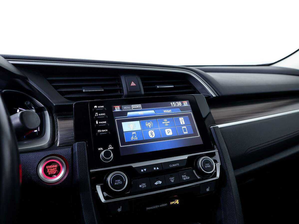 Honda Civic с пробегом — 2019 год. Фото: #18