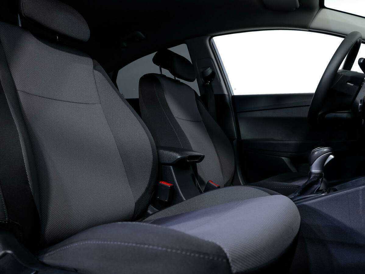 Hyundai Solaris с пробегом — 2020 год. Фото: #11