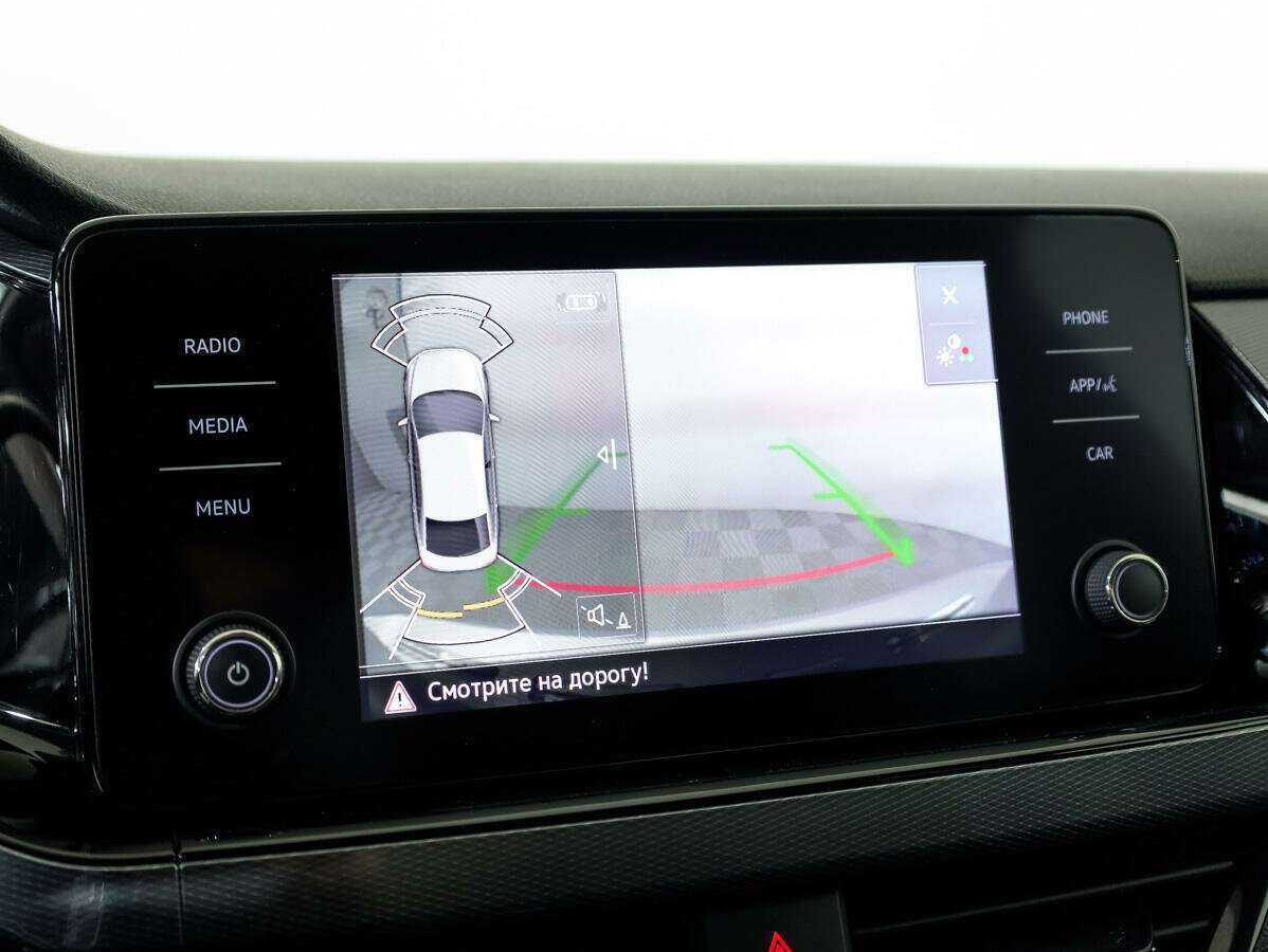 Volkswagen Polo с пробегом — 2020 год. Фото: #13