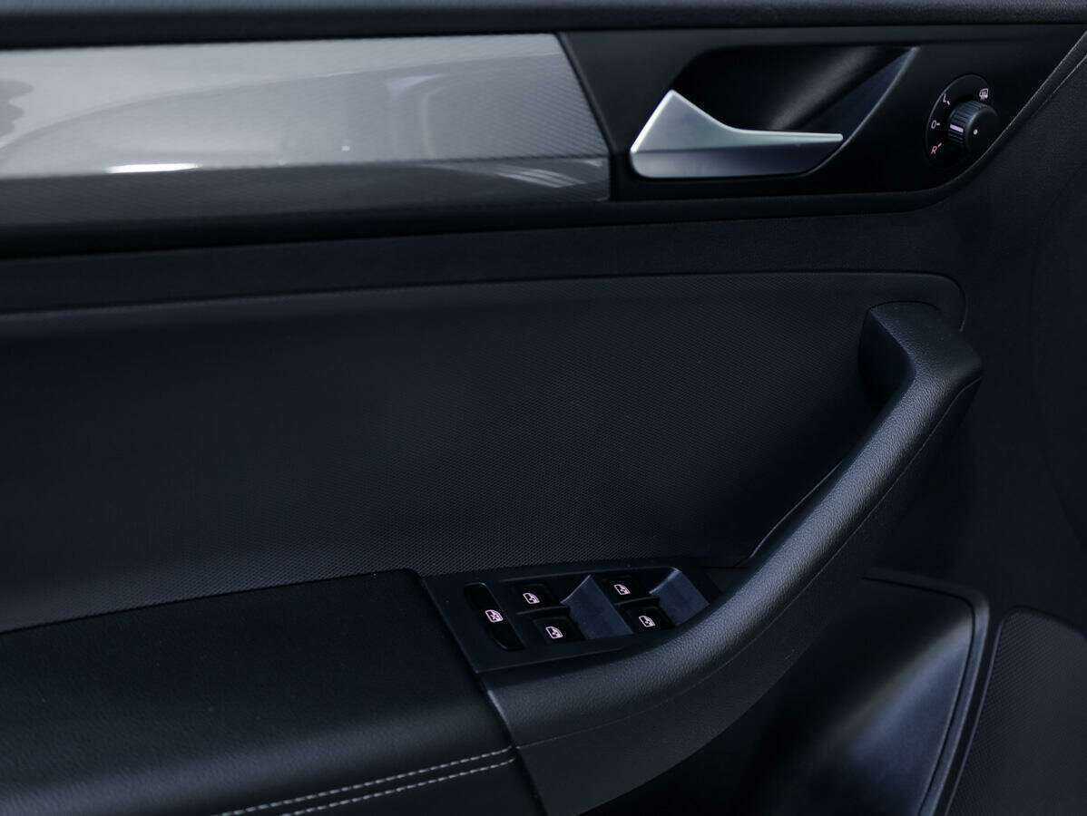 Volkswagen Polo с пробегом — 2020 год. Фото: #18