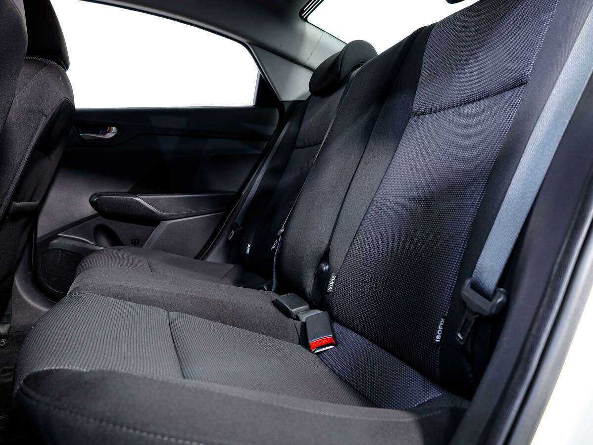 Hyundai Solaris с пробегом — 2019 год. Фото: #12