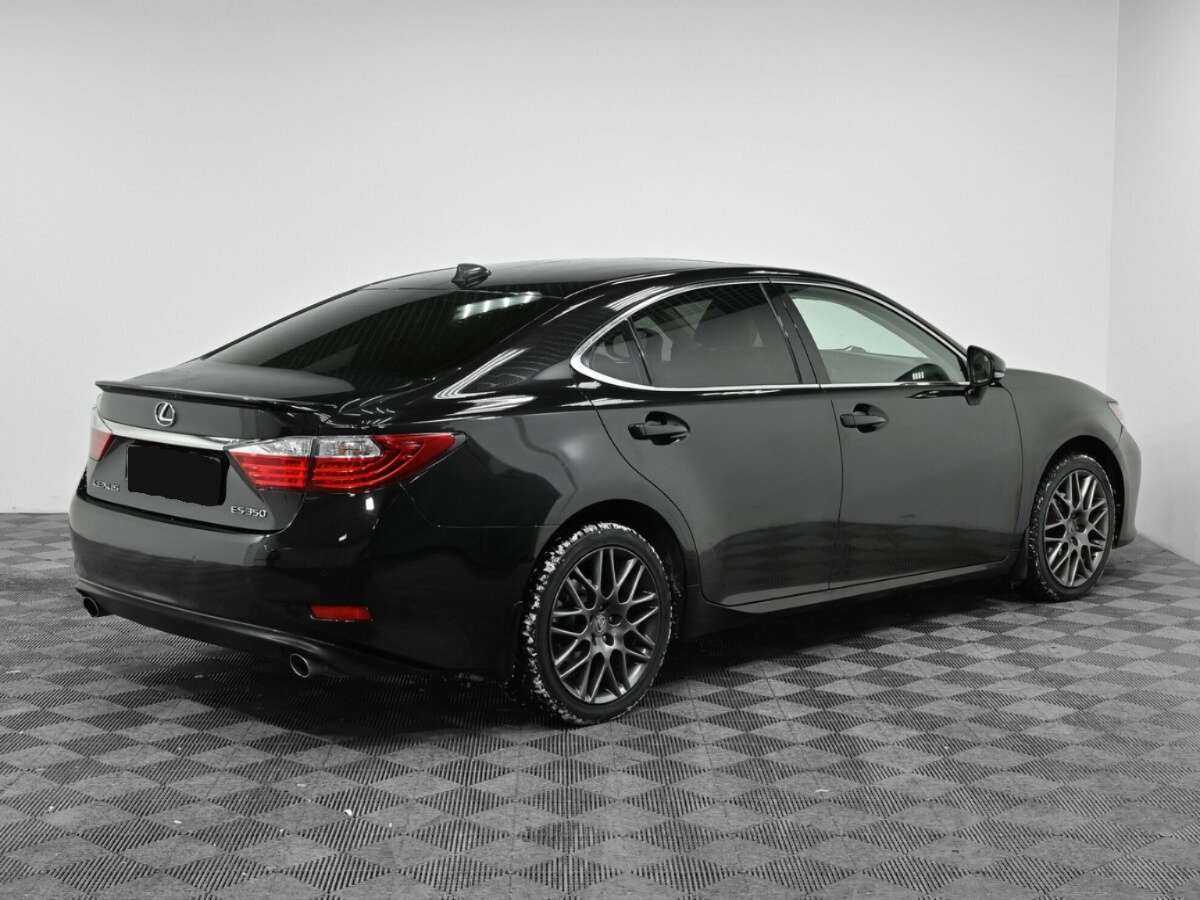 Lexus ES с пробегом — 2012 год. Фото: #1