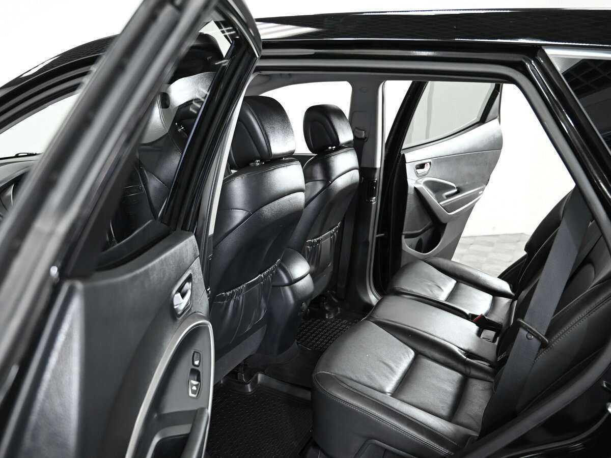 Hyundai Santa Fe с пробегом — 2016 год. Фото: #10