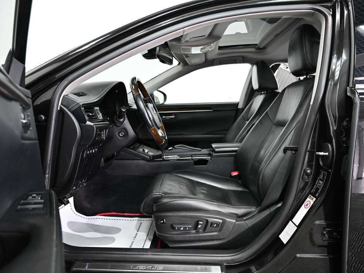 Lexus ES с пробегом — 2013 год. Фото: #4