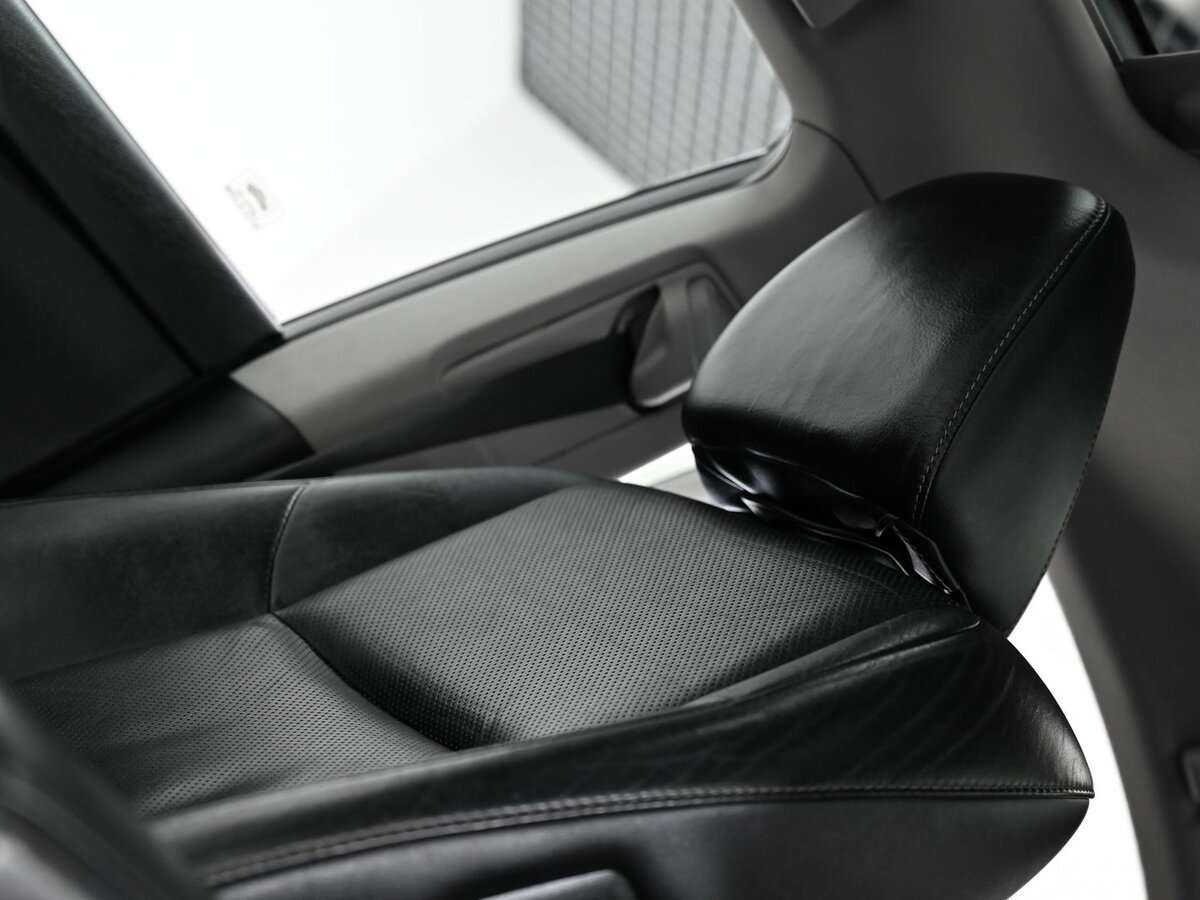 Lexus ES с пробегом — 2013 год. Фото: #8