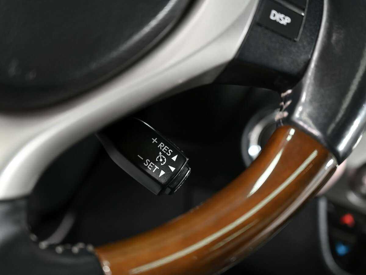 Lexus ES с пробегом — 2013 год. Фото: #16